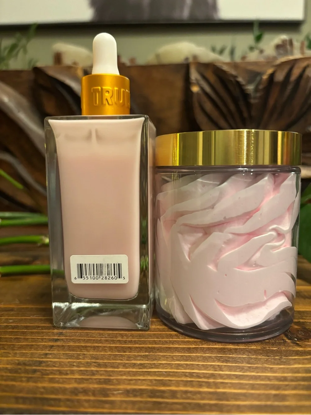 Truly Beauty Buns of Glowry Bundle with Limited Edition Gold Scoop